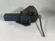 Record No 6 Vice - Pre-owned (handle slightly bent).