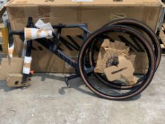 A 2024 Canyon Grail CF SL 7 Carbon Frame Gravel Bi