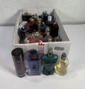 Thirty assorted part used perfume/eau de toilette