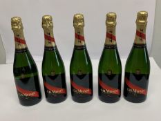 Five G.H.Mumm Champagnes 5 x 750ml.