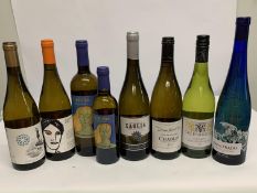 Eight assorted White Wines to include Mar De Frades Albarino 2019 750ml, Greenhouse Sauvignon Blanc