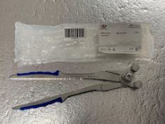 A Globus Medical Power Bender / Universal Bender (REF: 6067.0075). Pre-owned.