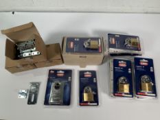 ABUS items to include 20x Premium 65/40 Padlocks, 36x 200/95 Latches and 1x Rock 83CS 83/55 Series 2