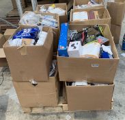 A pallet of miscellaneous items to include cleaning products, homewares, DIY, candles and related it