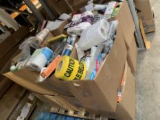 Pallet of miscellaneous items to include Pet, Beauty and Homewares Related Items (pallet not include