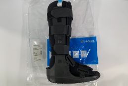 Seven as new Ossur Form Fit Walker Boots (REF: W0600BLK), one size large and six size medium.