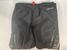 As new IXS Carbon-ST, Textile Pants Waterproof, Black, Size: XL.
