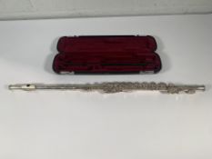 A Pre-owned Yamaha TFL211S Student Flute in Hard Case.