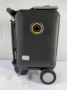 Pre-owned Air Wheel Robot SE35 ride-on luggage (no battery).
