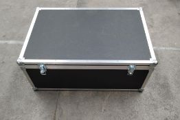 A pre-owned Penn Elcom large flight case.