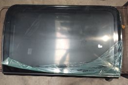 Dometic Caravan dark grey windowpane, 900 x 520 with arms and catches (9104117458).