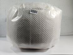 An as new Benuta Rocco handmade wool pouf, white, size: 55x55x30cm, 60006312 (stock image).