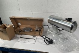 An as new Mazzer Philos premium light commercial single dose flat burr coffee grinder.