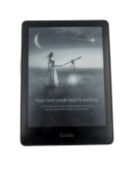 Pre-owned Amazon Kindle Paperwhite 11th Gen (Wi-Fi) 8GB in Black.