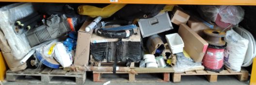 A large quantity of miscellaneous items to include mainly industrial and commercial. (pallets not in