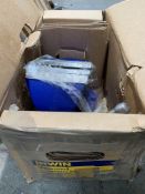 A Irwin Record No.5 Mechanics Vice 5in, 125mm jaw width, box packaging slightly damaged.