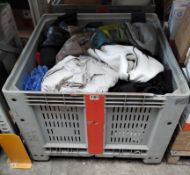 One stillage of assorted pre-owned clothing (stillage not included).