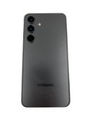 Pre-owned Samsung Galaxy S24 128GB in Onyx Black (M/N: SM-S921B/DS EAN: 8806095299747) (Checkmend re