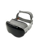 Pre-owned Apple Vision Pro 512GB with Battery, Light Seal (21W), 2 x Light Seal Cushion (W/W+), Dual