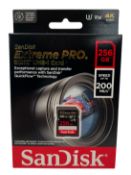 Five as new SanDisk Extreme PRO 256GB 200MB/s UHS-I V30 SDXC Memory Cards (EAN: 619659188658).