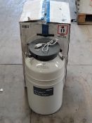 A pre-owned Linde SECCURUS dry ice shipper (MN: DI-9-152).