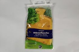 Forty as new Sanger Hot Water Bottles, Yellow, 2Litre, (4012677136216).