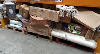 A large quantity of miscellaneous items to include mainly homeware, outdoor/garden and other related