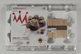 A box of ten as new Silikomart Silicone Ice Cream Bar Mould Sets - Paw (8051085043521).