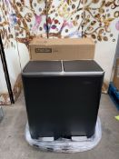 An as new Songmics double metal rubbish bin, 2 x 30L, in black, boxed (LTB60BK).