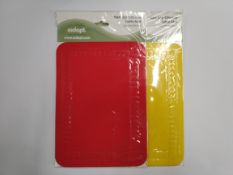 Forty as new Aidapt Non Slip Silicone Table Mats, size: 180x250x2mm, 35x Yellow, 5x Red.