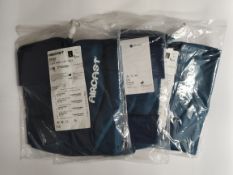 Three as new Aircast Knee Cuffs, Large (REF: 11B01).