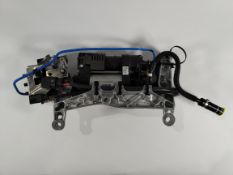 An as new Original VW Touareg II, 7P5, 7P6, Air Supply System.