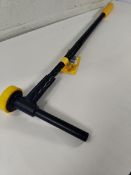 An as new MUMME Tools 19mm Wire Rope Punch with 900mm handle.