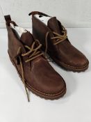 Clarks Solsbury Desert Boot, brown - UK10 (with some markings).