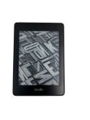 Pre-owned Amazon Kindle Paperwhite 10th Gen (Wi-Fi) 8GB in Black (Damage to top left casing).