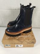 An as new pair of Free People Vance double tab Chelsea boots, Size UK 4.