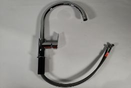 Four as new Grohe BauEdge Single Lever Kitchen Tap, Chrome, (31367001).