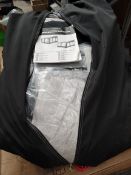 A Dometic Club Air Pro 390 S inflatable awning (sold as seen).