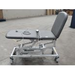 A pre-owned Seers 3-section electric couch (REF: SM3560-230T-1WH, sold as seen).