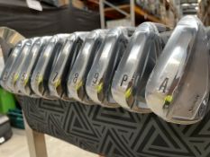 As new Srixon Irons, 3-5 ZXi5, 6-PW + A ZXi7 (9 clubs), RH, N.S Pro Modus Flex X shafts.
