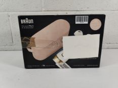 A pre-owned Braun Silk Expert Pro legs, body and face hair removal device (EAN: 4210201361893).
