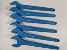 Six as new Silverline Nut Spanner 52mm (748320). Light transit damage/no tag).