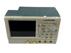 Pre-owned Tektronix TDS5104B Digital Phosphor Oscilloscope 1GHz (Sold as seen).