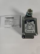 An as new 9007FTUB12M11 heavy duty position switch.