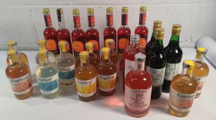 Eleven assorted Everleaf non alcoholic Aperitif 11 x 500ml (some labels damaged), seven non alcoholi