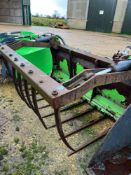 Avant Muck Grab - (Norfolk)