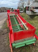 Tong Elevator - (Suffolk)