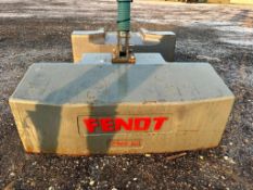 Fendt Weight Block, 2500kg - (Lincolnshire)
