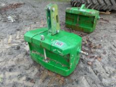 John Deere 900kg front weight block