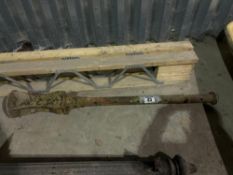 Single cast iron gate post